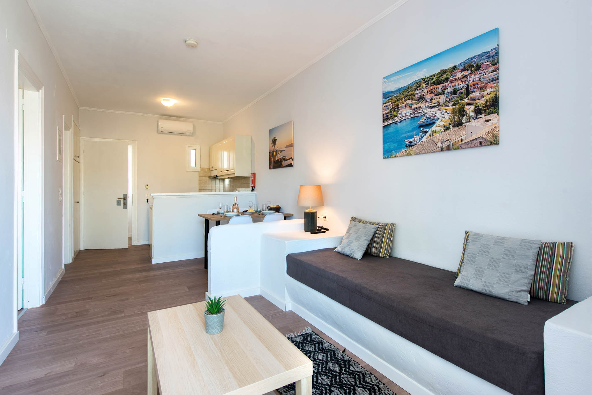 One Bedroom Apartment (max 3)