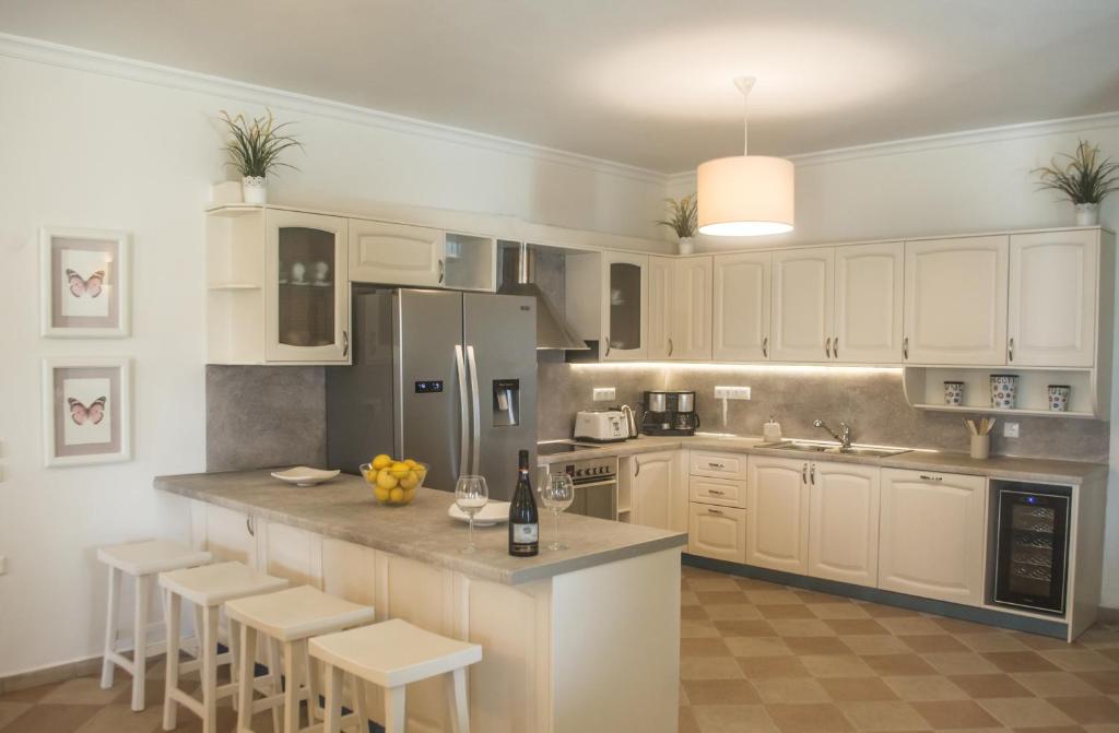 Villa Aliki