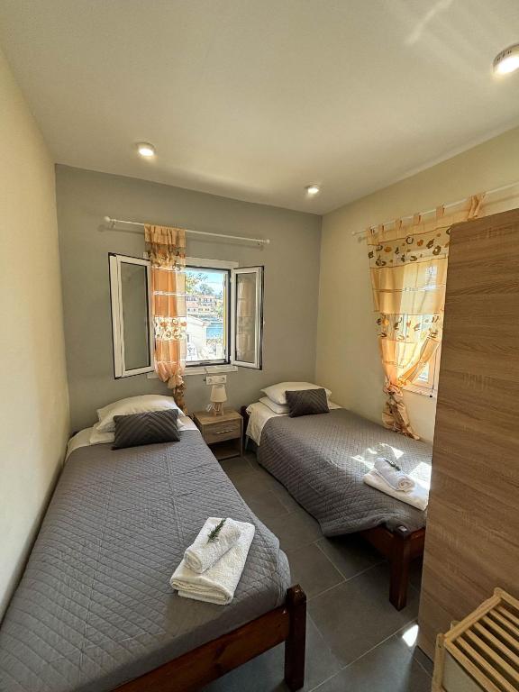 Antigone Apartments