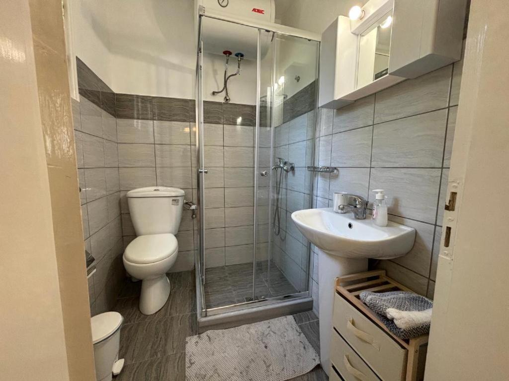 Antigone Apartments