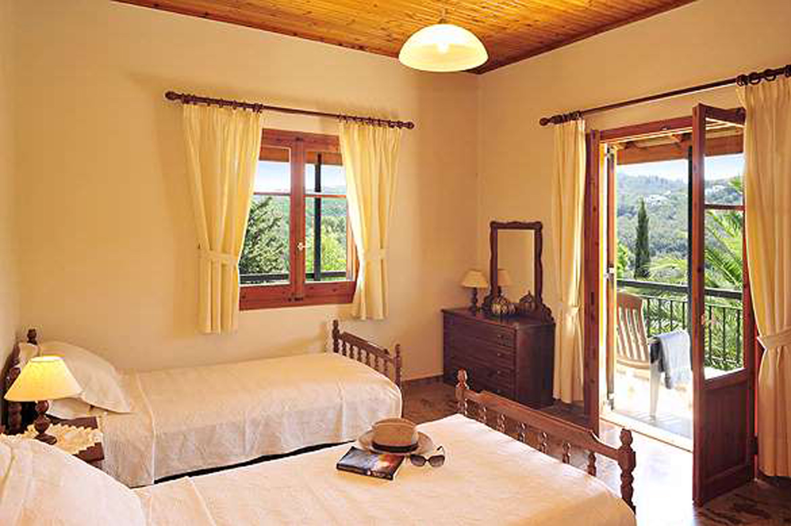 Cochelli Apartments